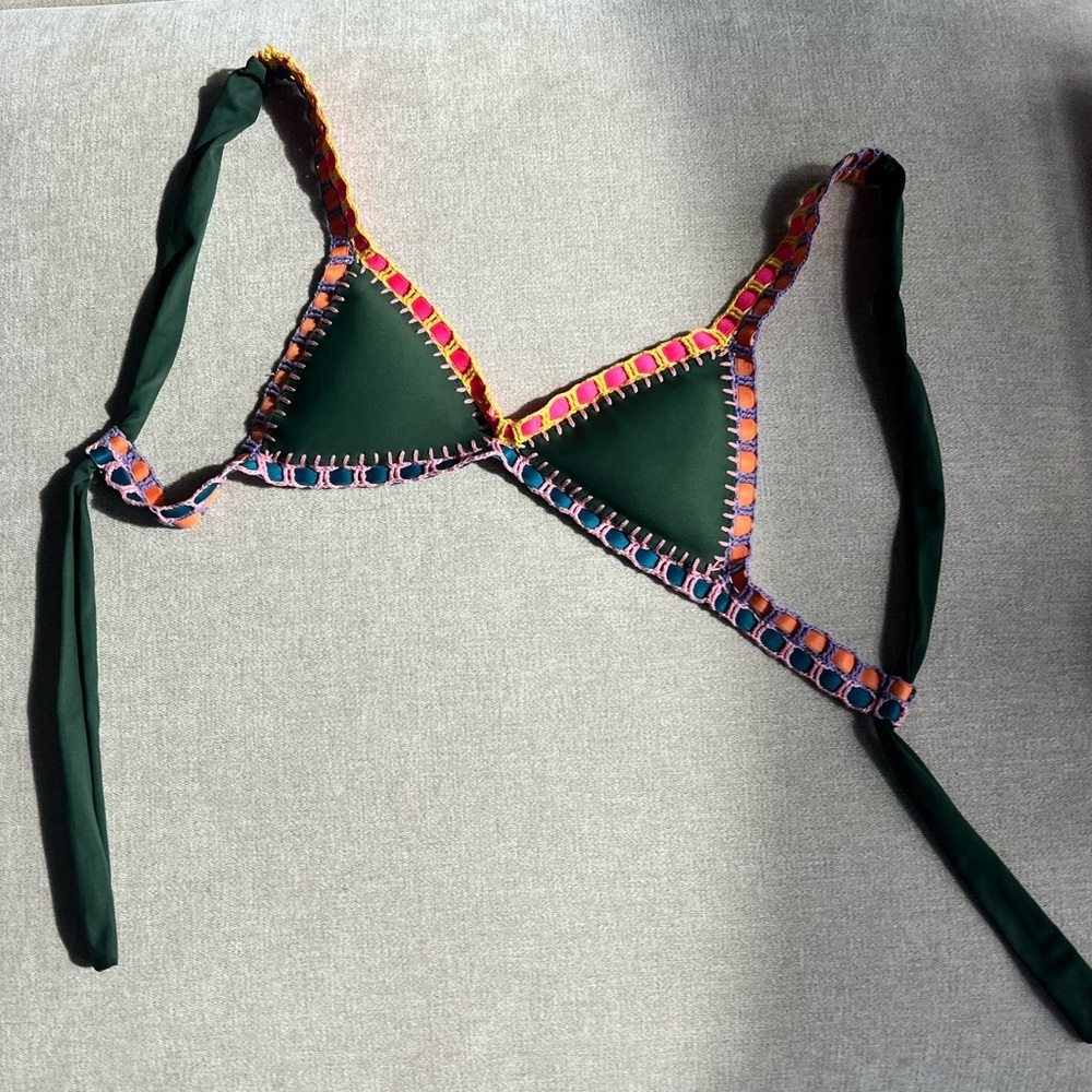 Women’s Dark Green Crochet-Trim Triangle Bikini Top